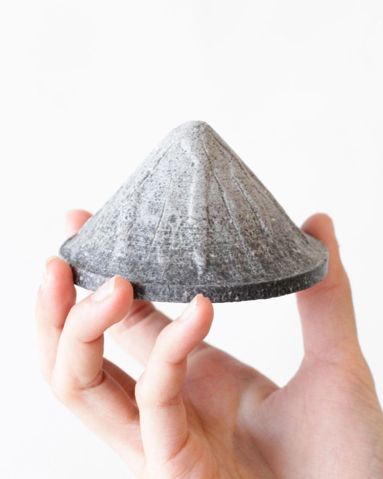 Pili Ani Volcanic Pili Butter Moisturizing Scrub Bar